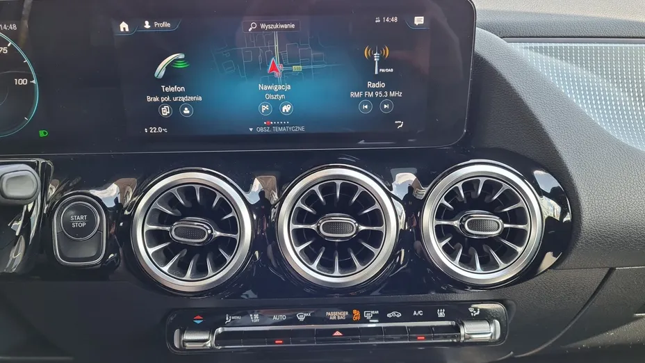 MERCEDES-BENZ EQA EQA 300 66.5kWh 4-Matic Progressive