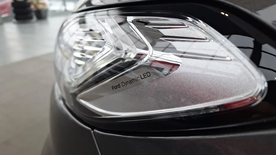 FORD Mondeo Mondeo 2.0 Hybrid Trend