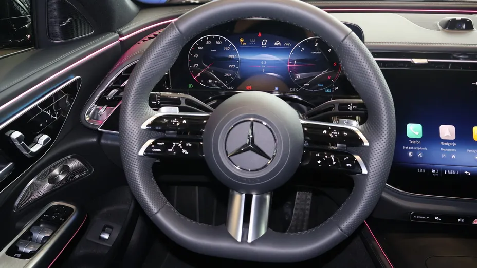 MERCEDES-BENZ E Klasa E 220 d mHEV 4-Matic AMG 9G-Tronic Nowy