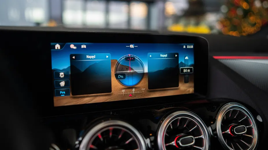 MERCEDES-BENZ GLA GLA 200 d 4-Matic AMG Line 8G-DCT