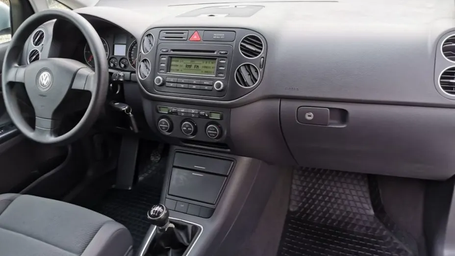 VOLKSWAGEN Golf Plus -