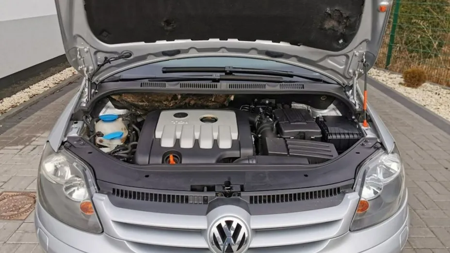 VOLKSWAGEN Golf Plus -