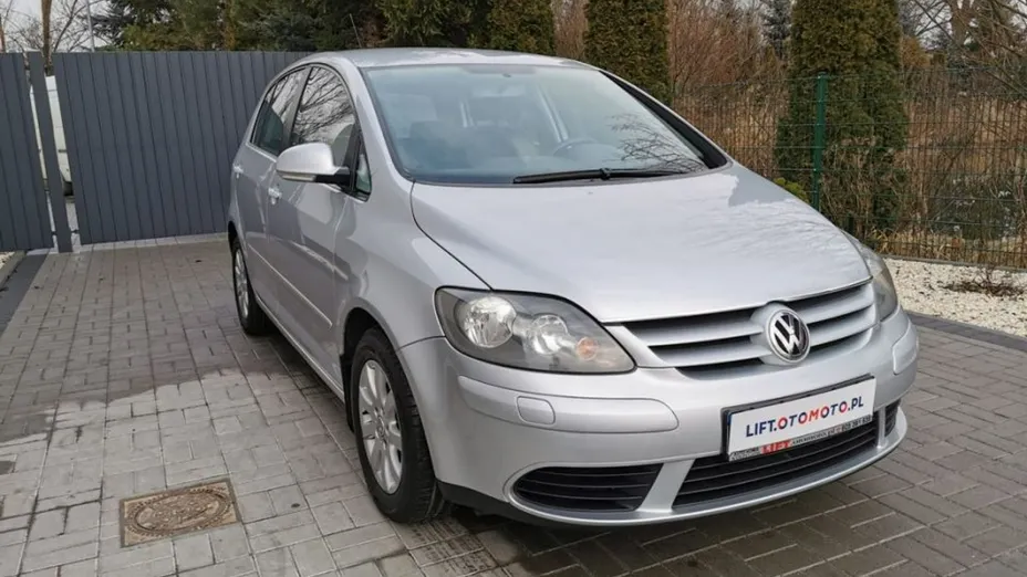 VOLKSWAGEN Golf Plus -