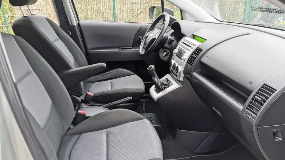 MAZDA 5 -