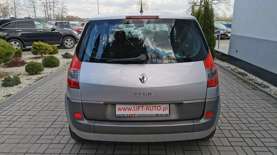 RENAULT Scenic -