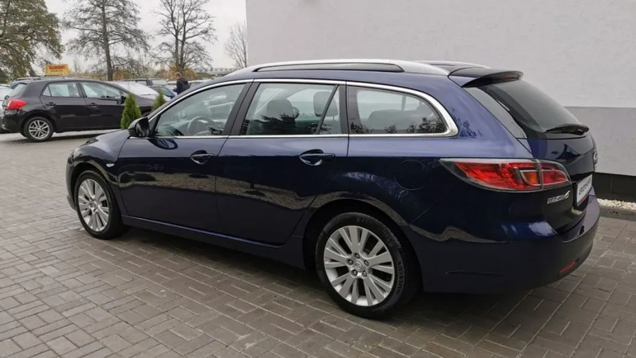 MAZDA 6 -