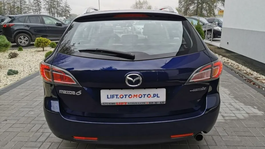 MAZDA 6 -