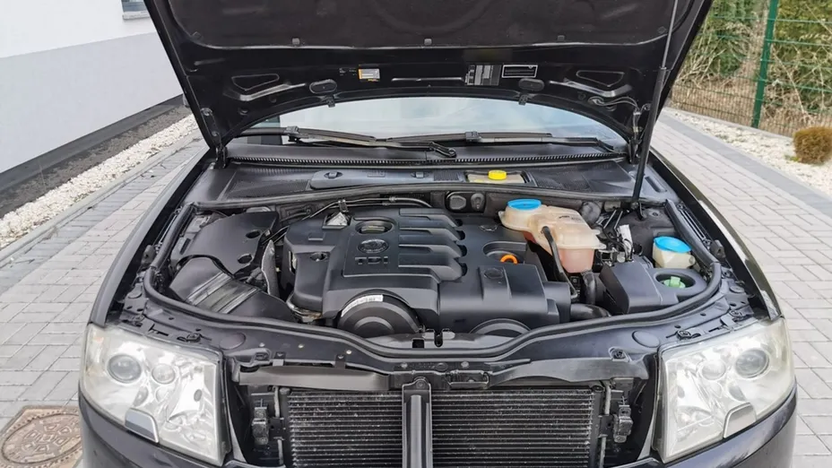 SKODA Superb -