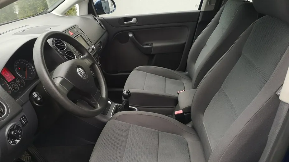 VOLKSWAGEN Golf Plus -