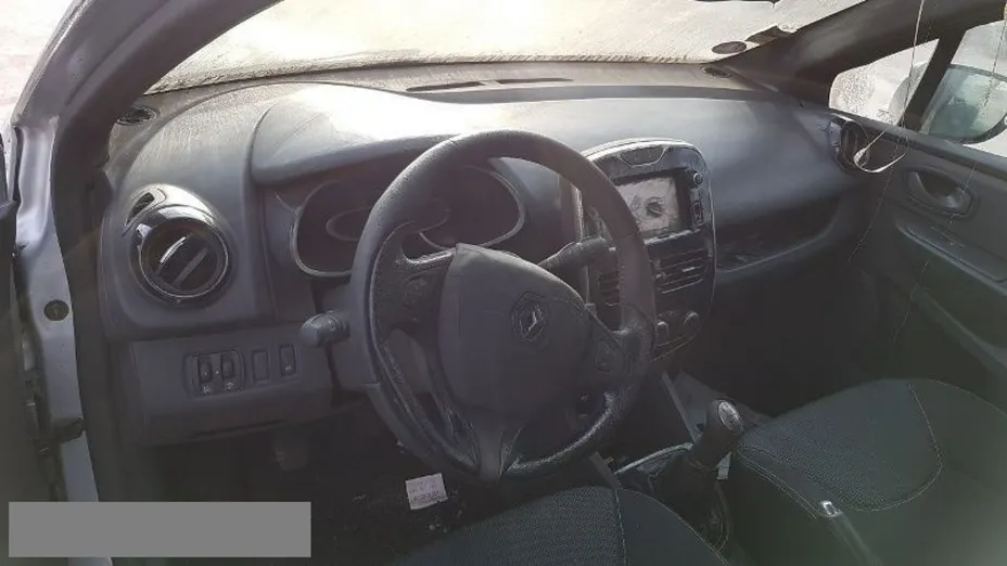 RENAULT Clio -