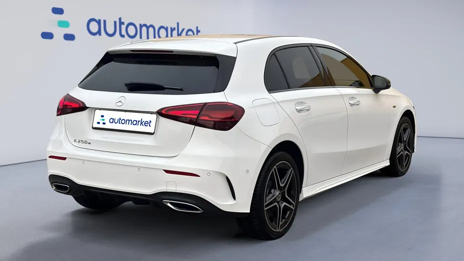 MERCEDES-BENZ A Klasa A 250 e PHEV AMG Line 8G-DCT