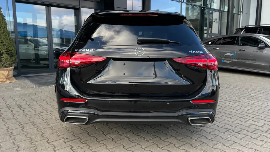 MERCEDES-BENZ C Klasa C 220 d mHEV 4-Matic AMG