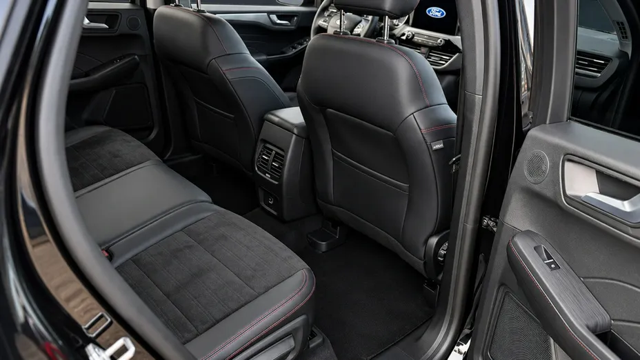 FORD Kuga -
