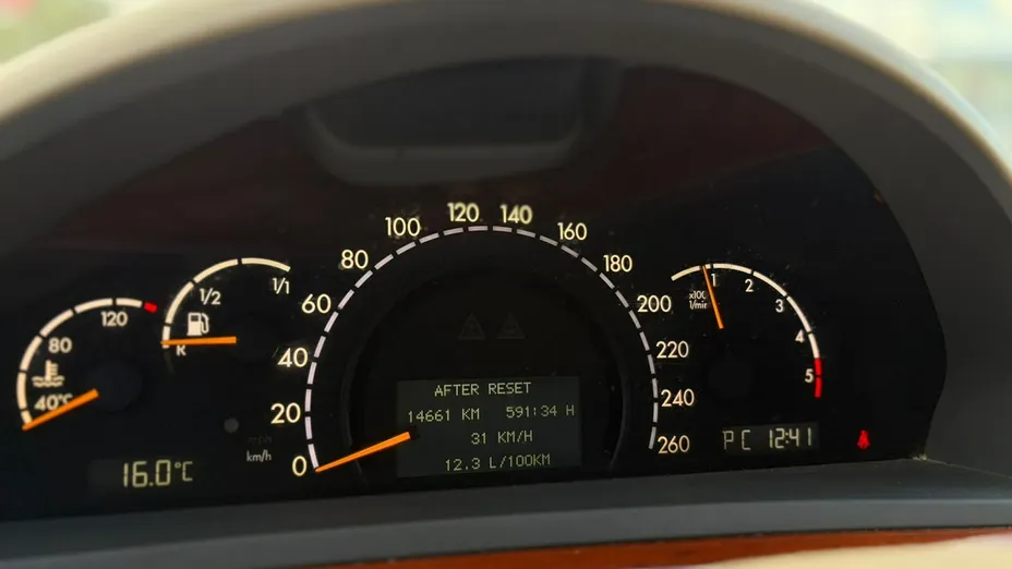 MERCEDES-BENZ S Klasa -