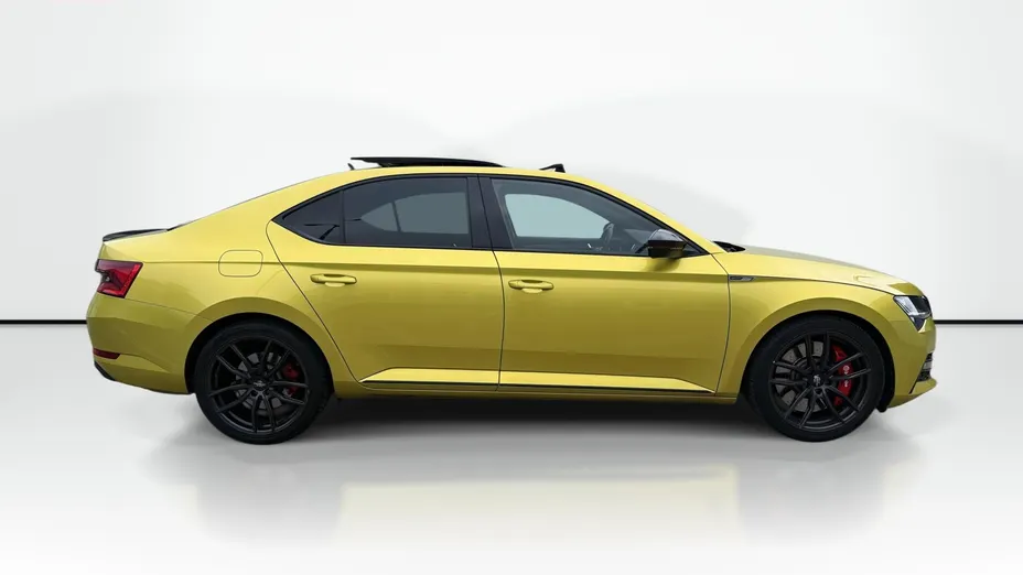 SKODA Superb Superb 2.0 TSI Sportline DSG