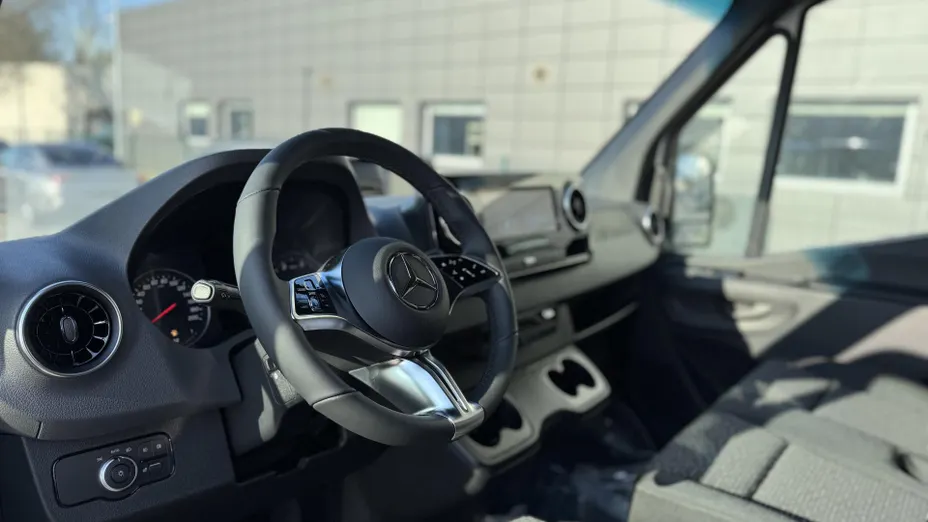 MERCEDES-BENZ Sprinter Sprinter 317 CDI Standard PRO 9G-Tronic 907.633 9m3 Nowy