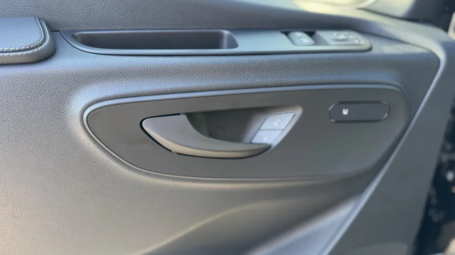 MERCEDES-BENZ Sprinter Sprinter 319 CDI Standard SELECT 9G-Tronic 907.633 11m3 Nowy