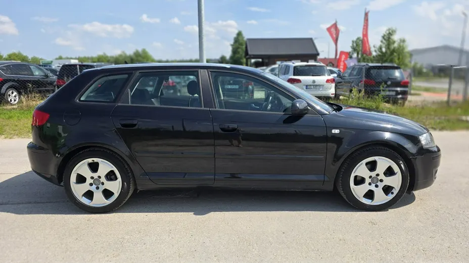 AUDI A3 Sportback -