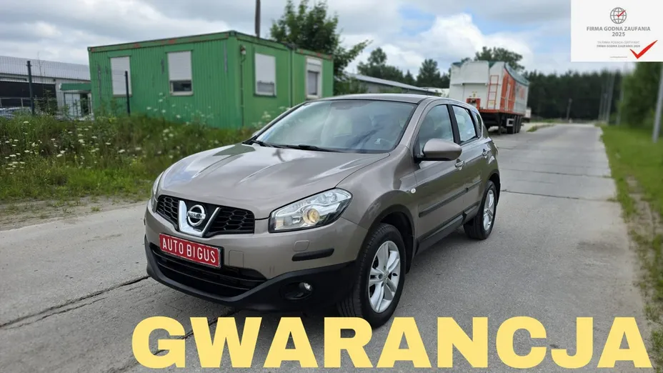 NISSAN Qashqai -