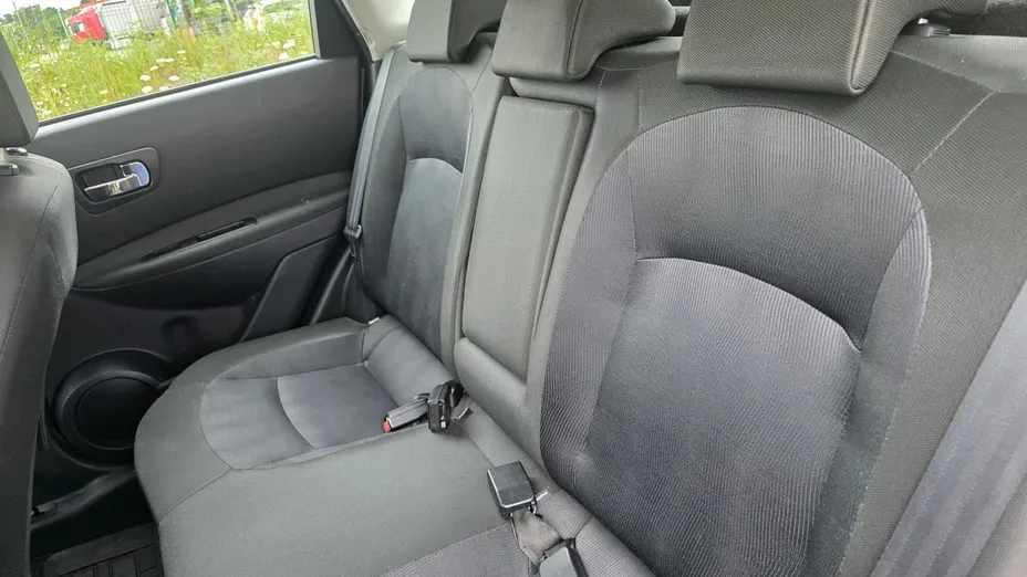 NISSAN Qashqai -