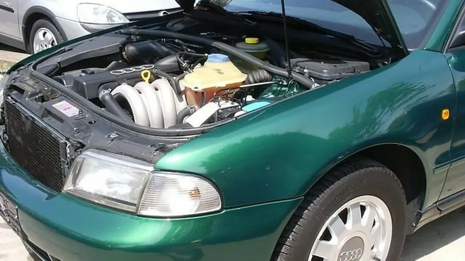 AUDI A4 -