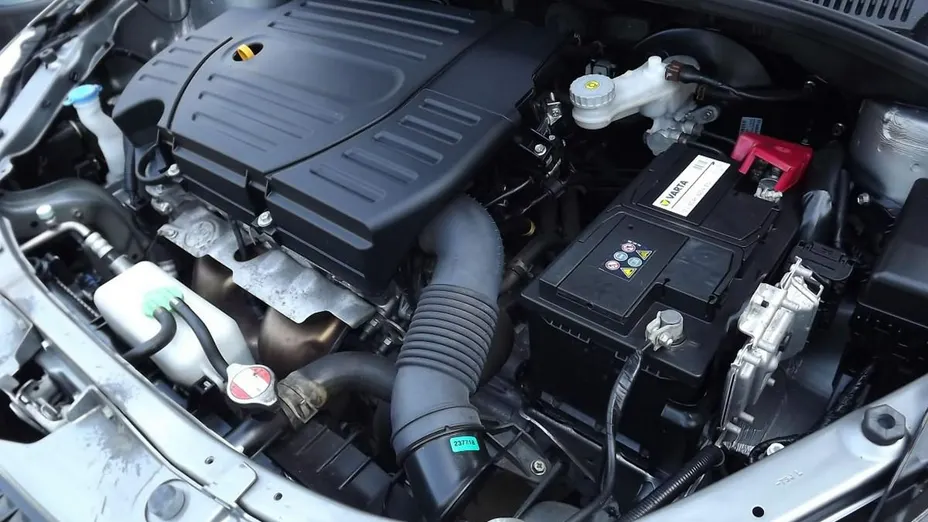 SUZUKI SX4 -