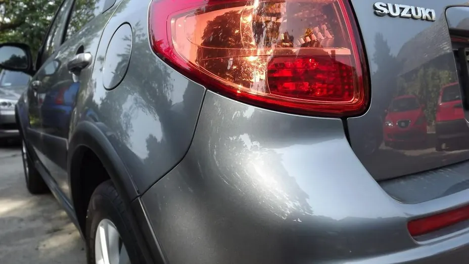 SUZUKI SX4 -