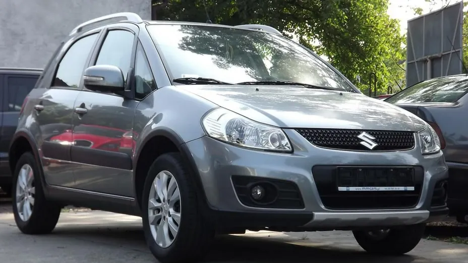 SUZUKI SX4 -