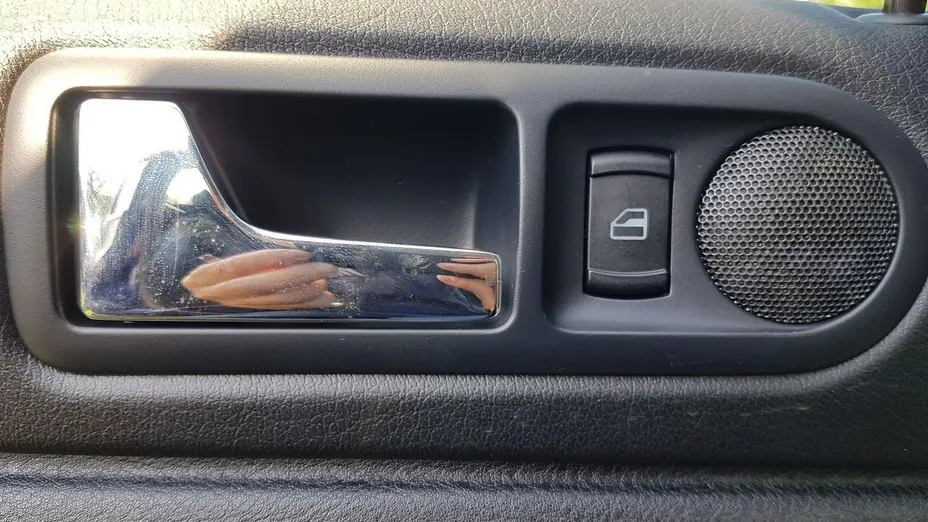 VOLKSWAGEN Passat -