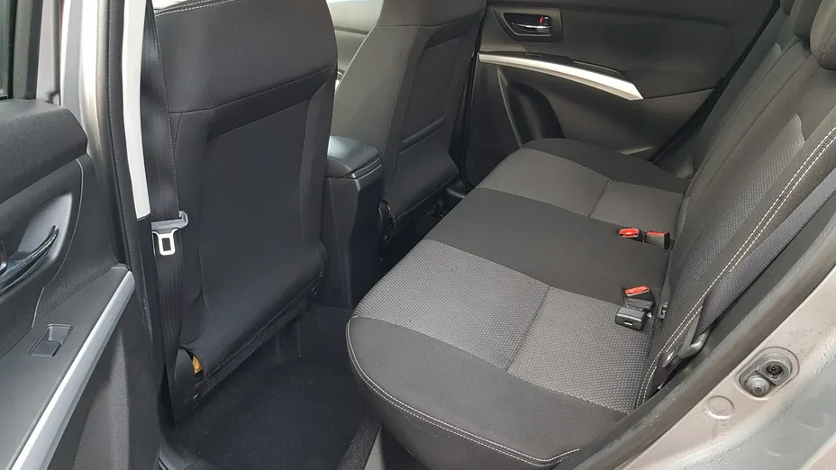 SUZUKI S-Cross -