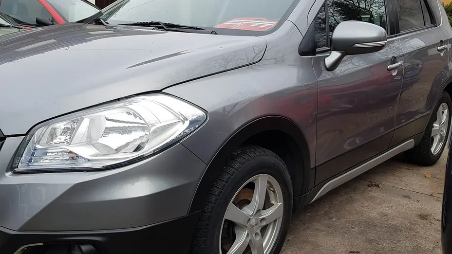 SUZUKI S-Cross -