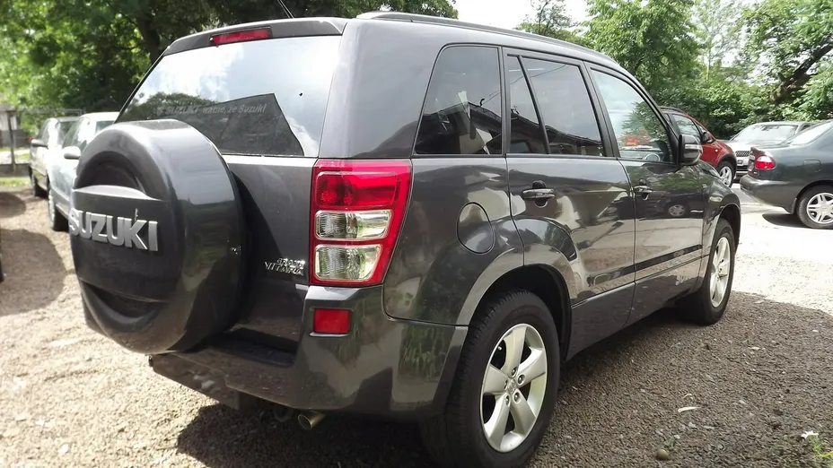 SUZUKI Grand Vitara -
