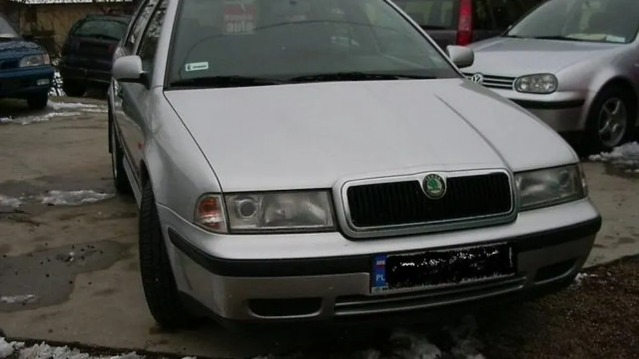 SKODA Octavia -
