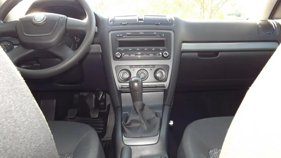 SKODA Octavia -