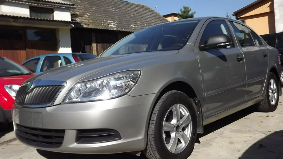 SKODA Octavia -