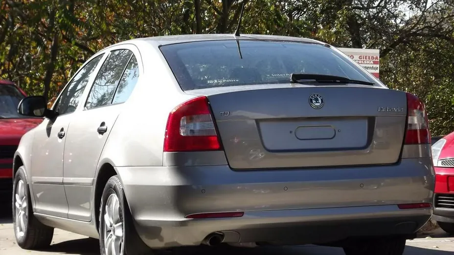SKODA Octavia -