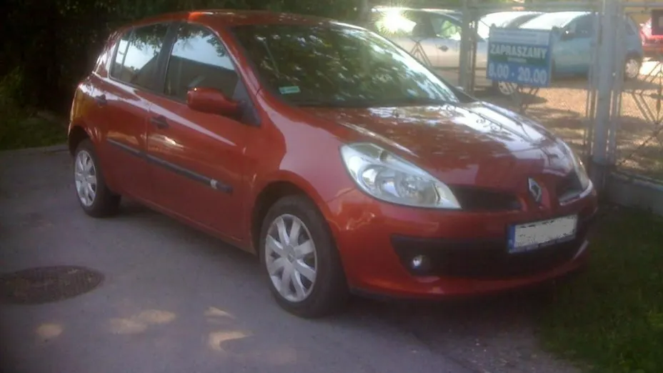 RENAULT Clio -