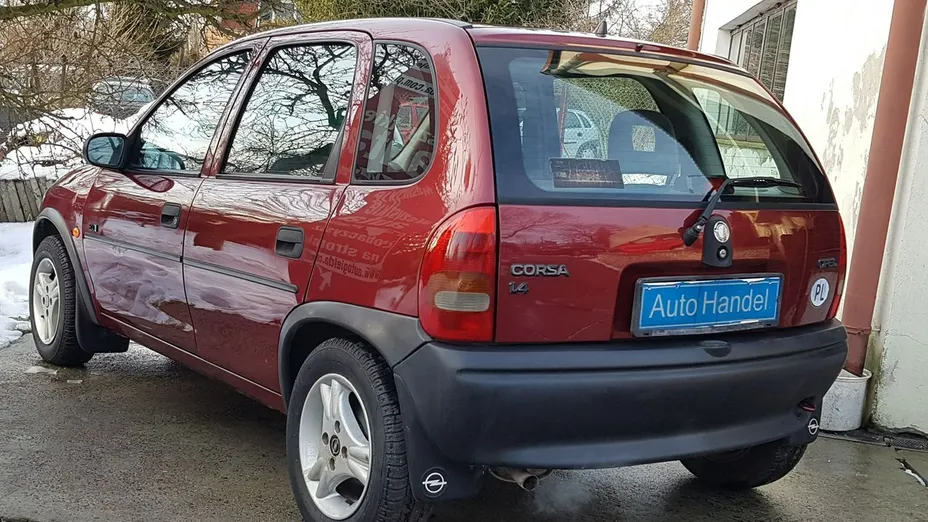 OPEL Corsa -