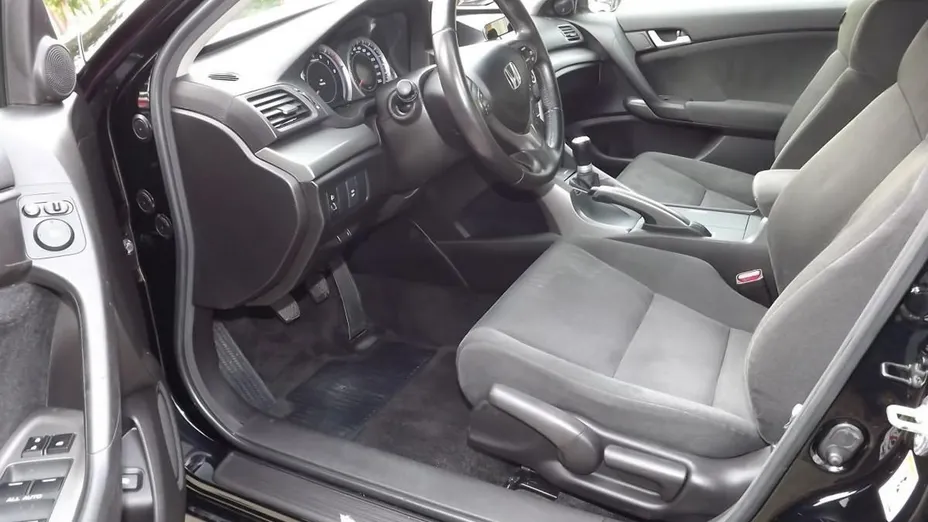 HONDA Accord -