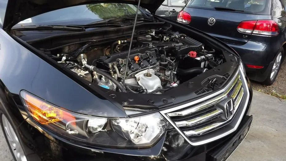 HONDA Accord -