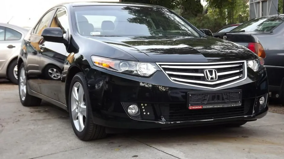HONDA Accord -