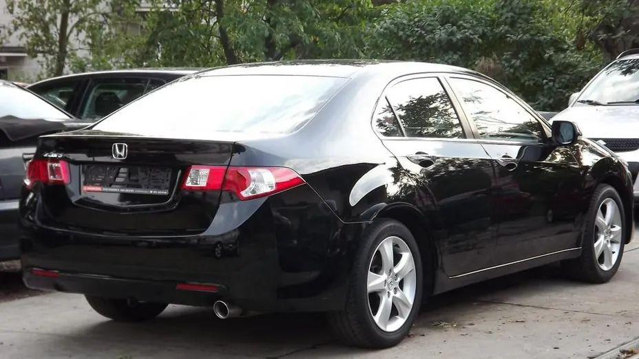 HONDA Accord -