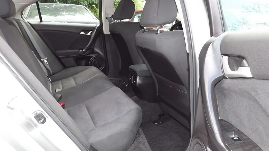 HONDA Accord -