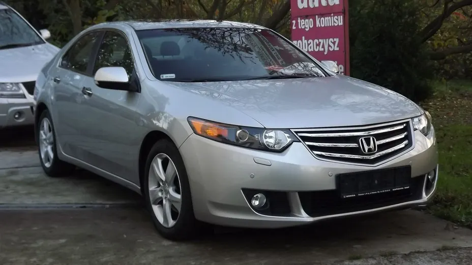 HONDA Accord -
