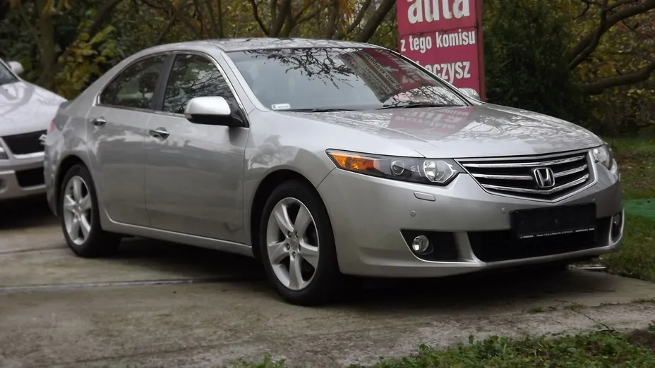 HONDA Accord -