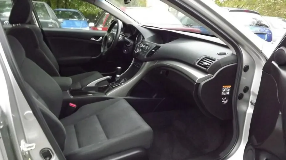 HONDA Accord -