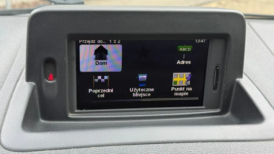 RENAULT Clio -