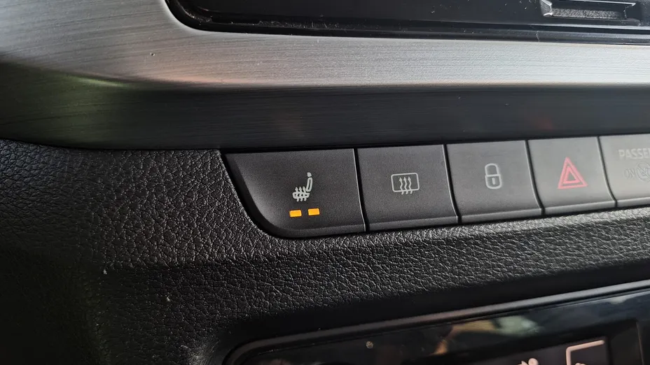 SKODA Fabia Fabia 1.0 TSI Ambition Plus DSG