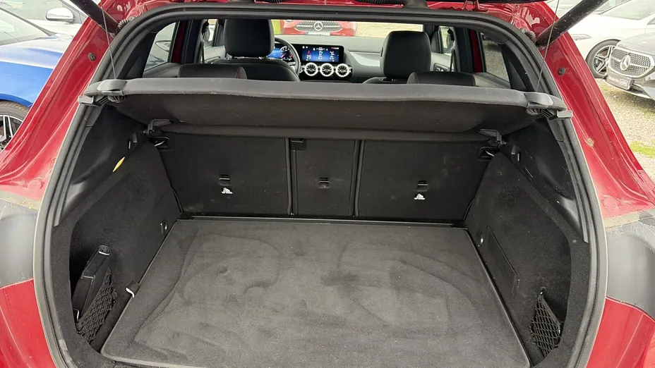 MERCEDES-BENZ GLA GLA 200 mHEV AMG Line 7G-DCT