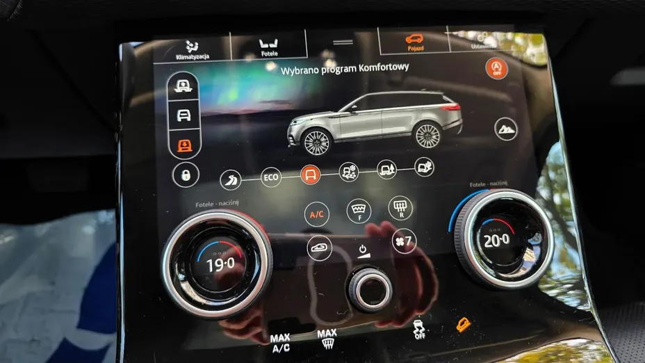 LAND ROVER Range Rover Velar -